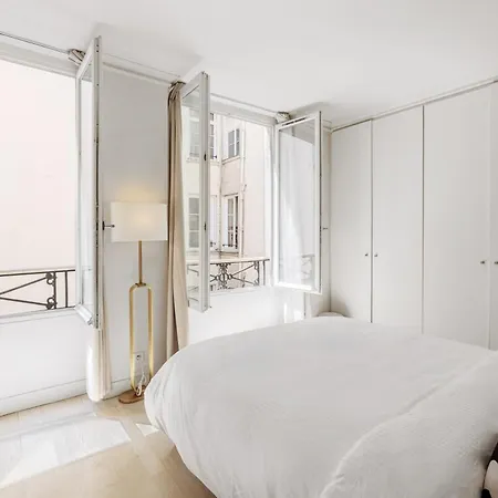 Appartamento For 6 Saint-honore Parigi
